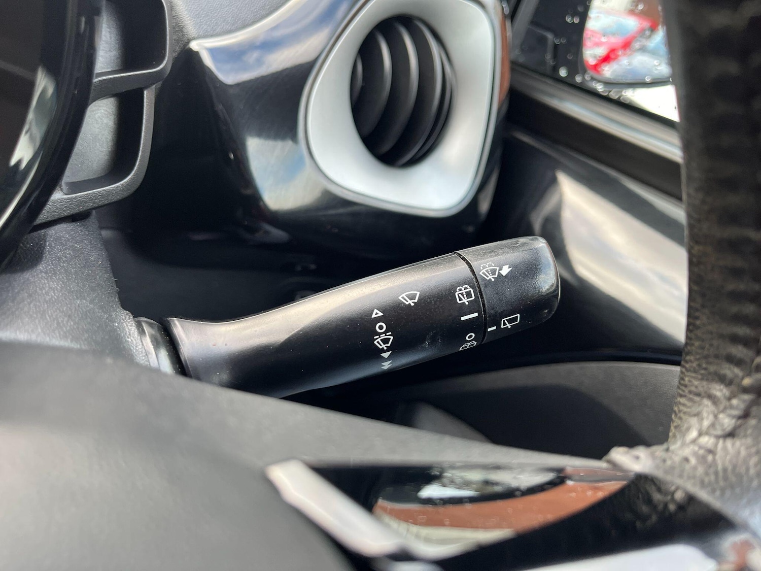 Used Toyota AYGO 2015 for sale - 77412080: Photo 20