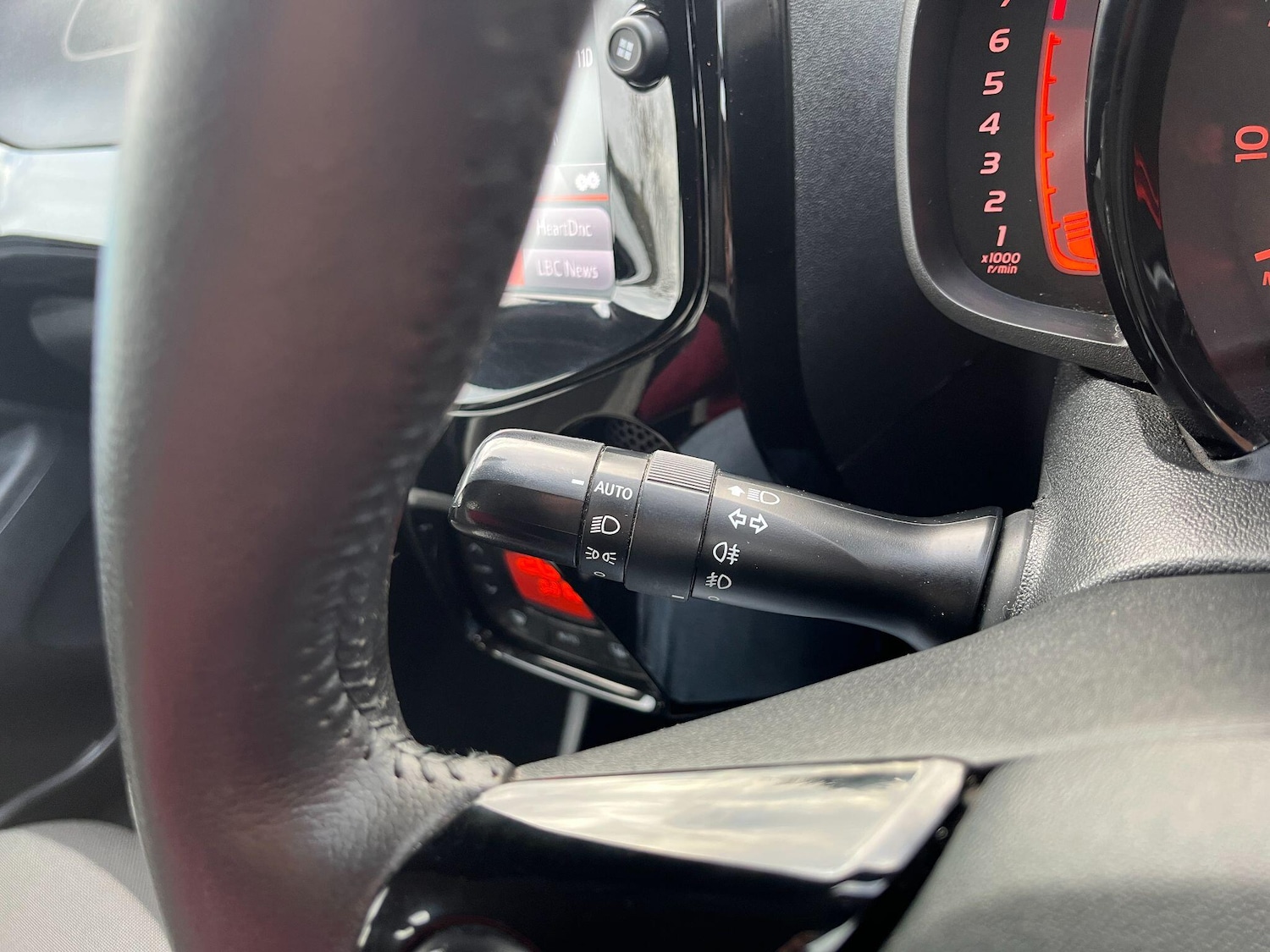 Used Toyota AYGO 2015 for sale - 77412080: Photo 21