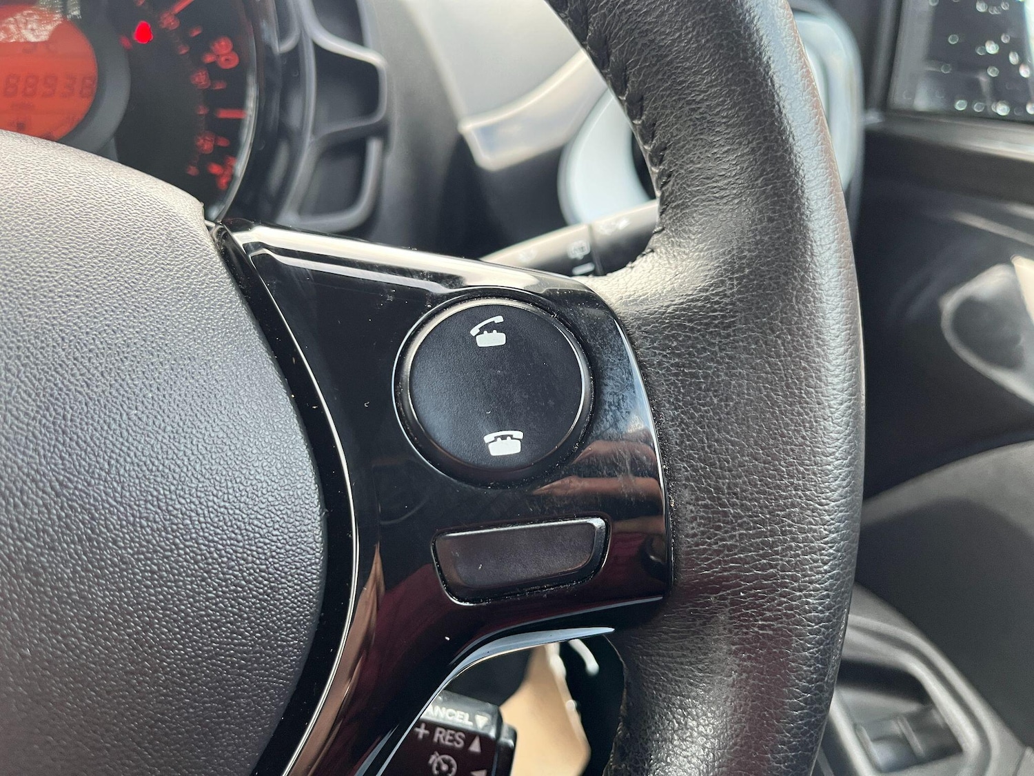 Used Toyota AYGO 2015 for sale - 77412080: Photo 23