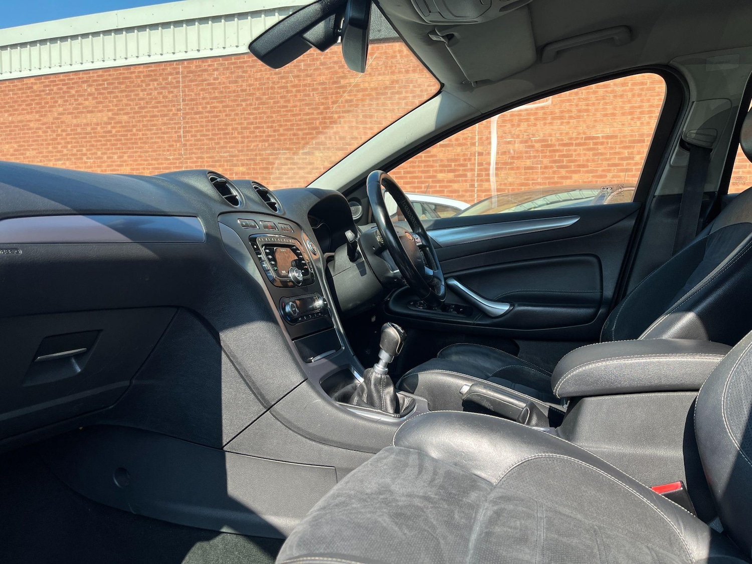 Used Ford Mondeo 2011 for sale - 76398689: Photo 14