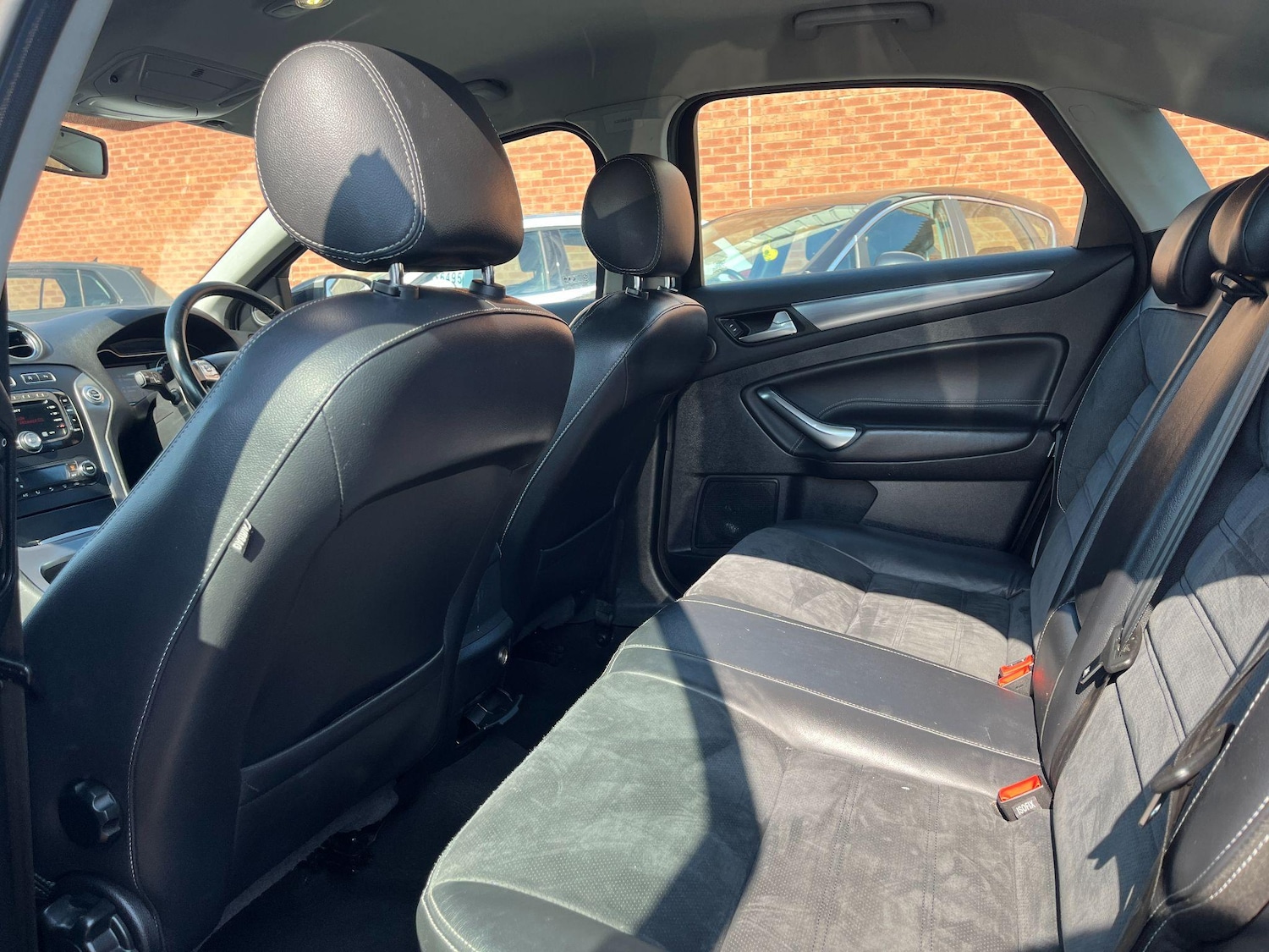 Used Ford Mondeo 2011 for sale - 76398689: Photo 18