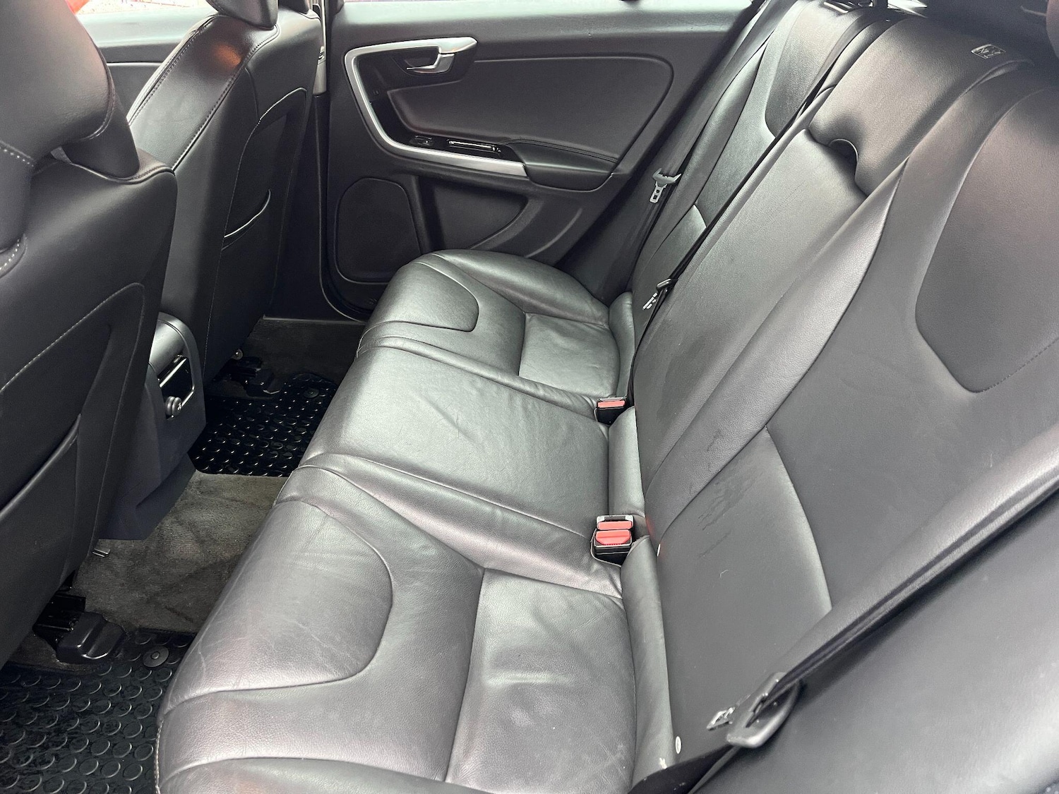 Used Volvo V60 for sale - 77825299: Photo 15