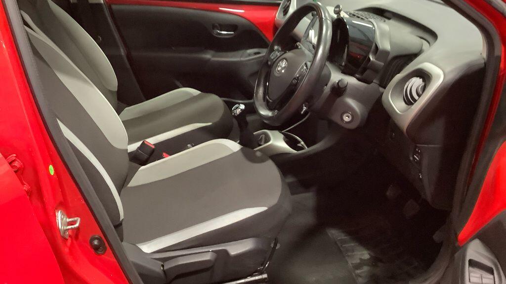 Used Toyota AYGO 2016 for sale - 77130692: Photo 11