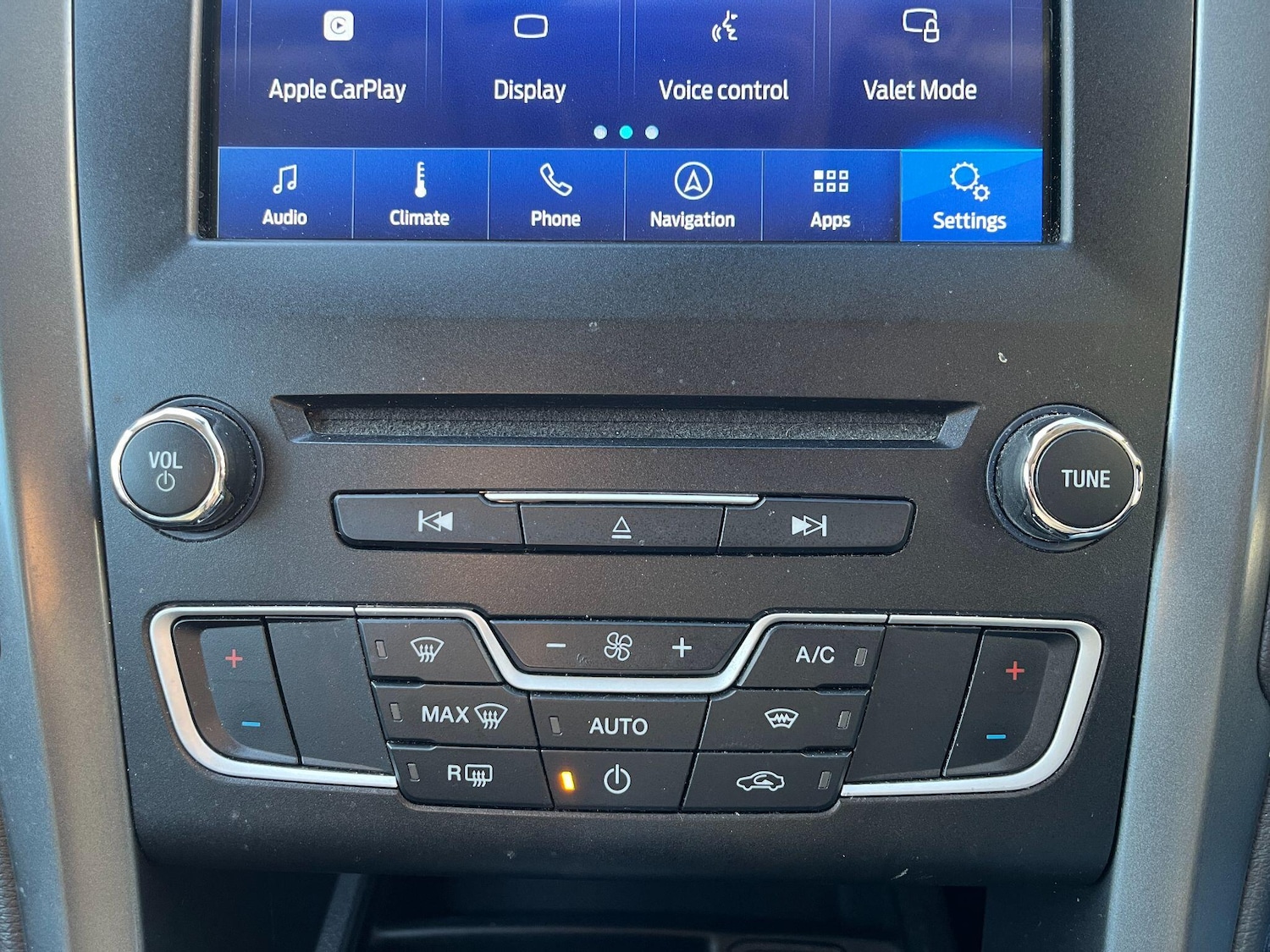 Used Ford Mondeo 2016 for sale - 77752828: Photo 28