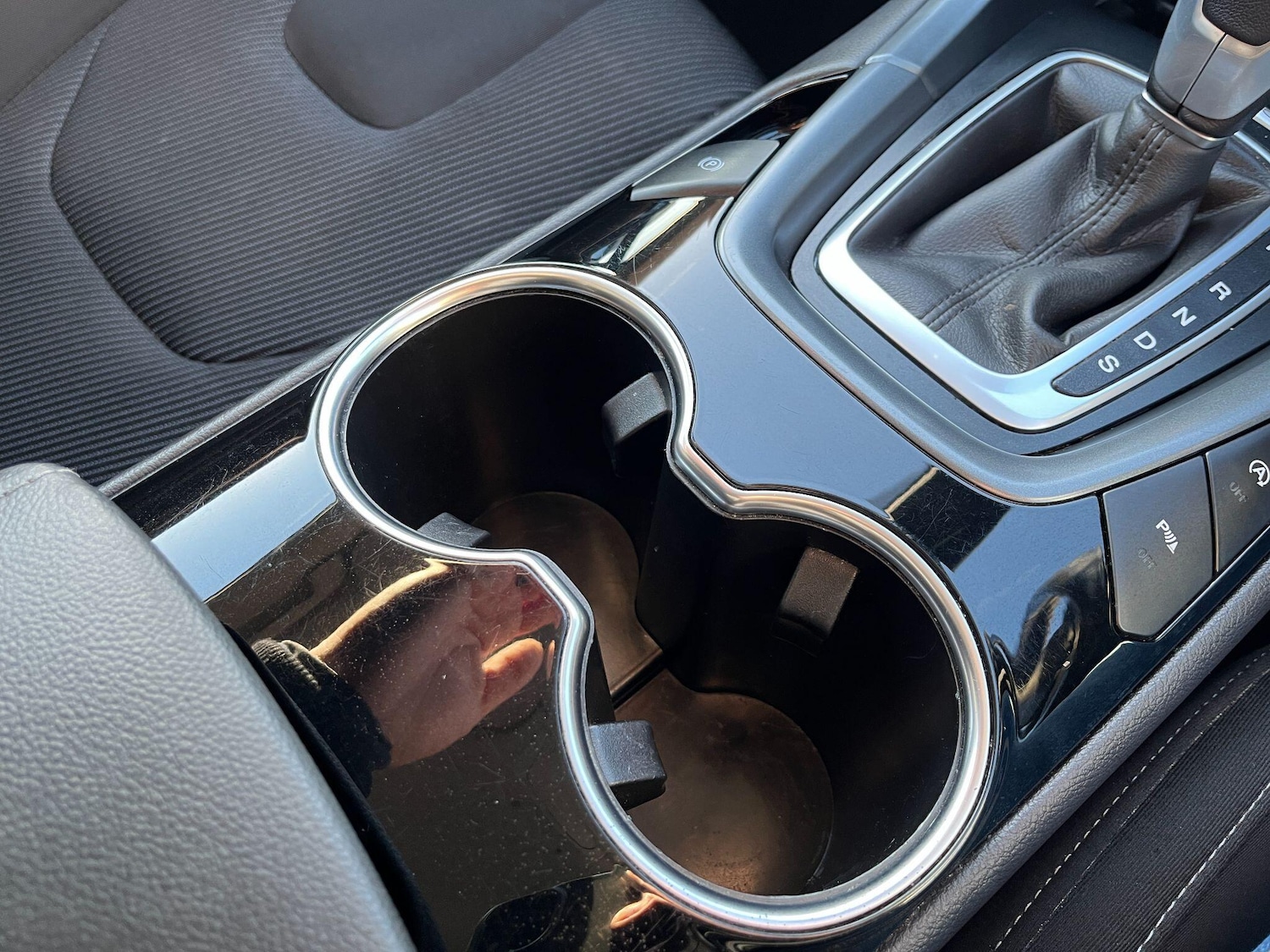 Used Ford Mondeo 2016 for sale - 77752828: Photo 34