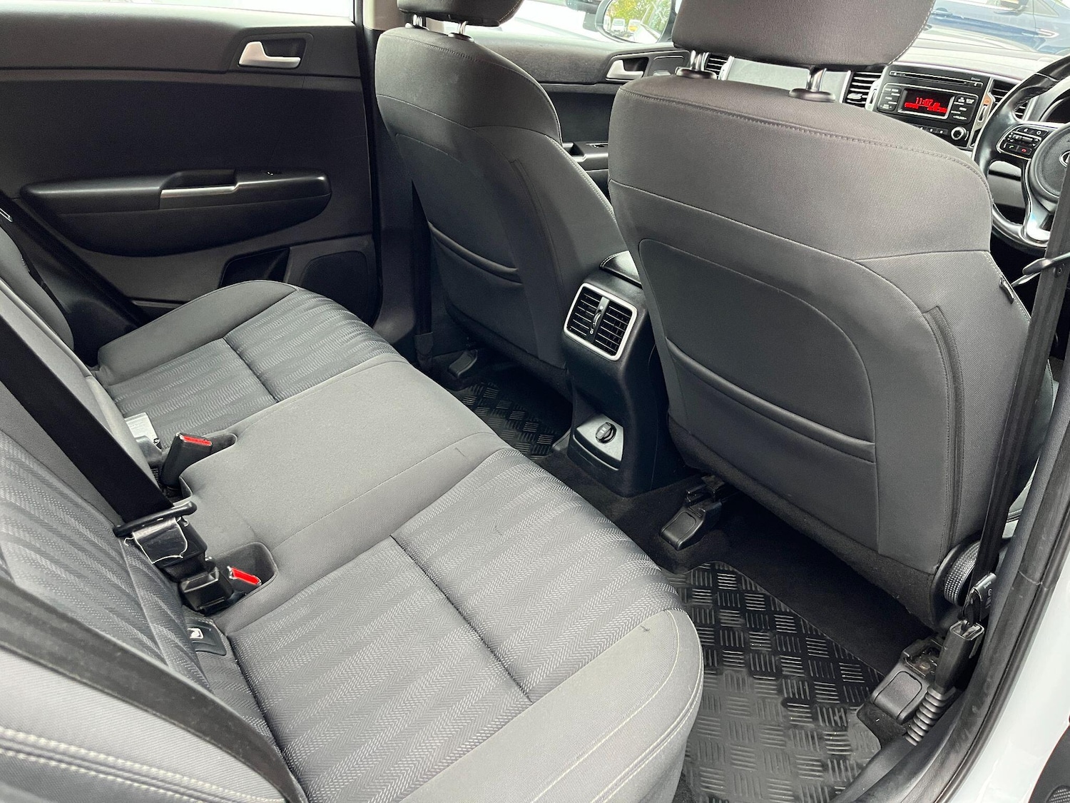 Used Kia Sportage 2017 for sale - 76021018: Photo 10