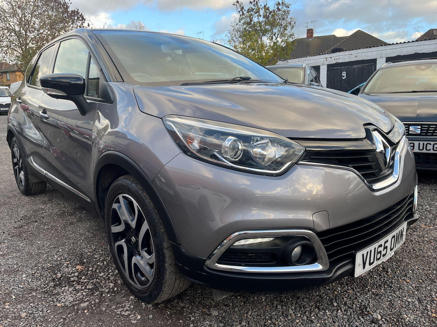 Used Renault Captur 2015 for sale - 76398469: Photo 1