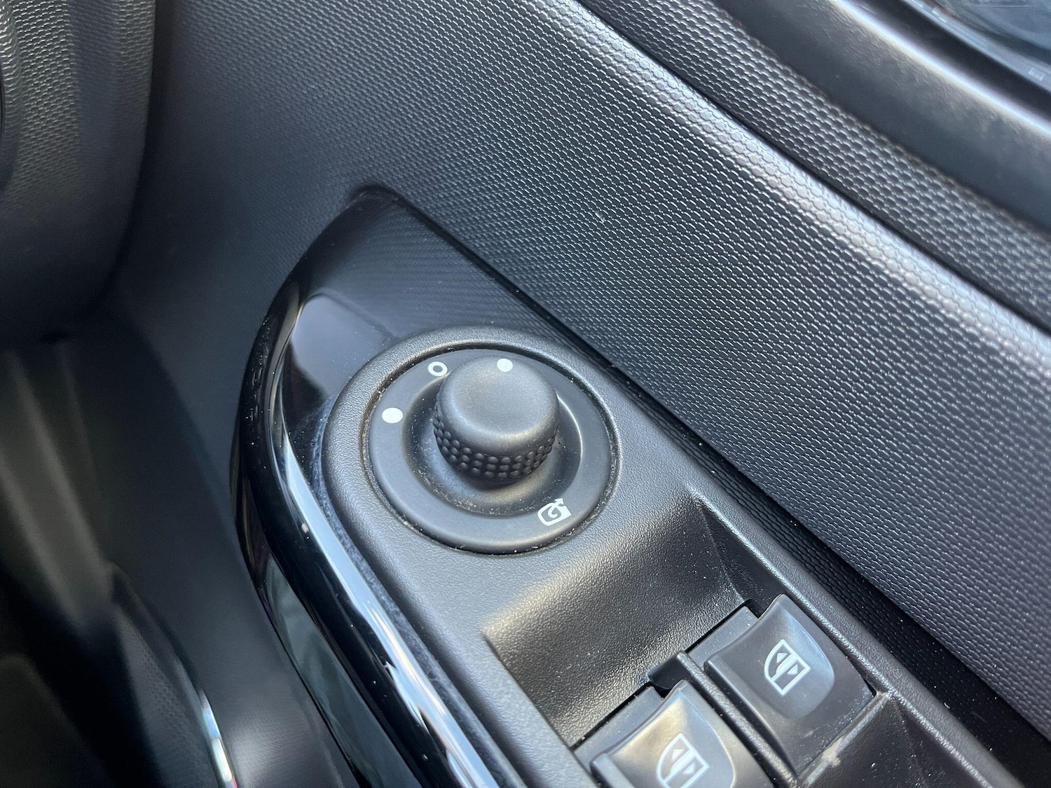 Used Renault Captur 2015 for sale - 76398469: Photo 20