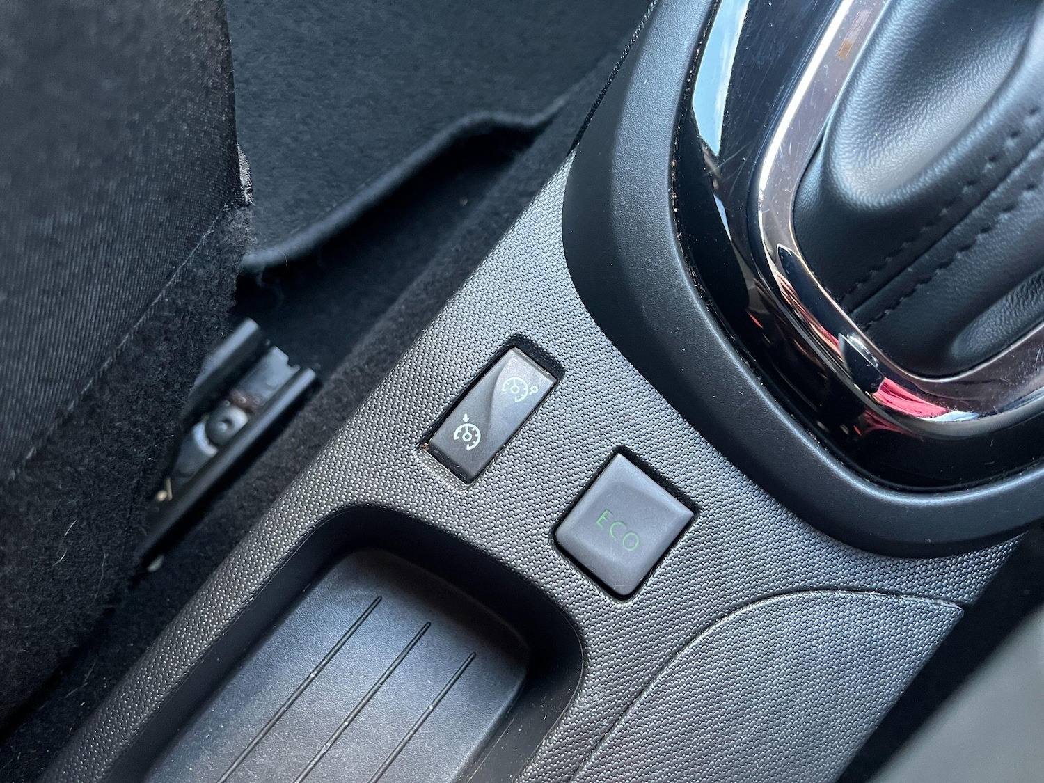 Used Renault Captur 2015 for sale - 76398469: Photo 27