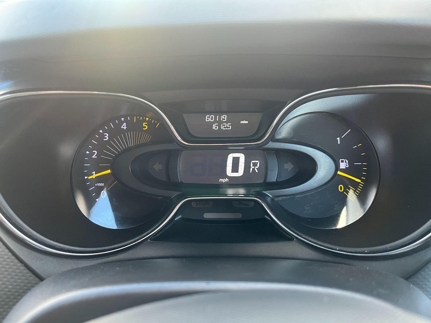 Used Renault Captur 2015 for sale - 76398469: Photo 8