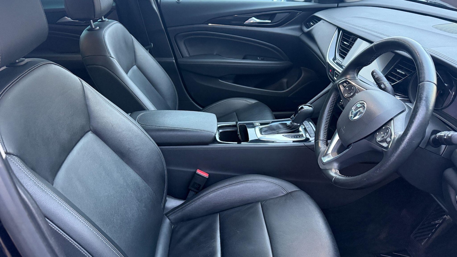 Used Vauxhall Insignia 2017 for sale - 77120750: Photo 11