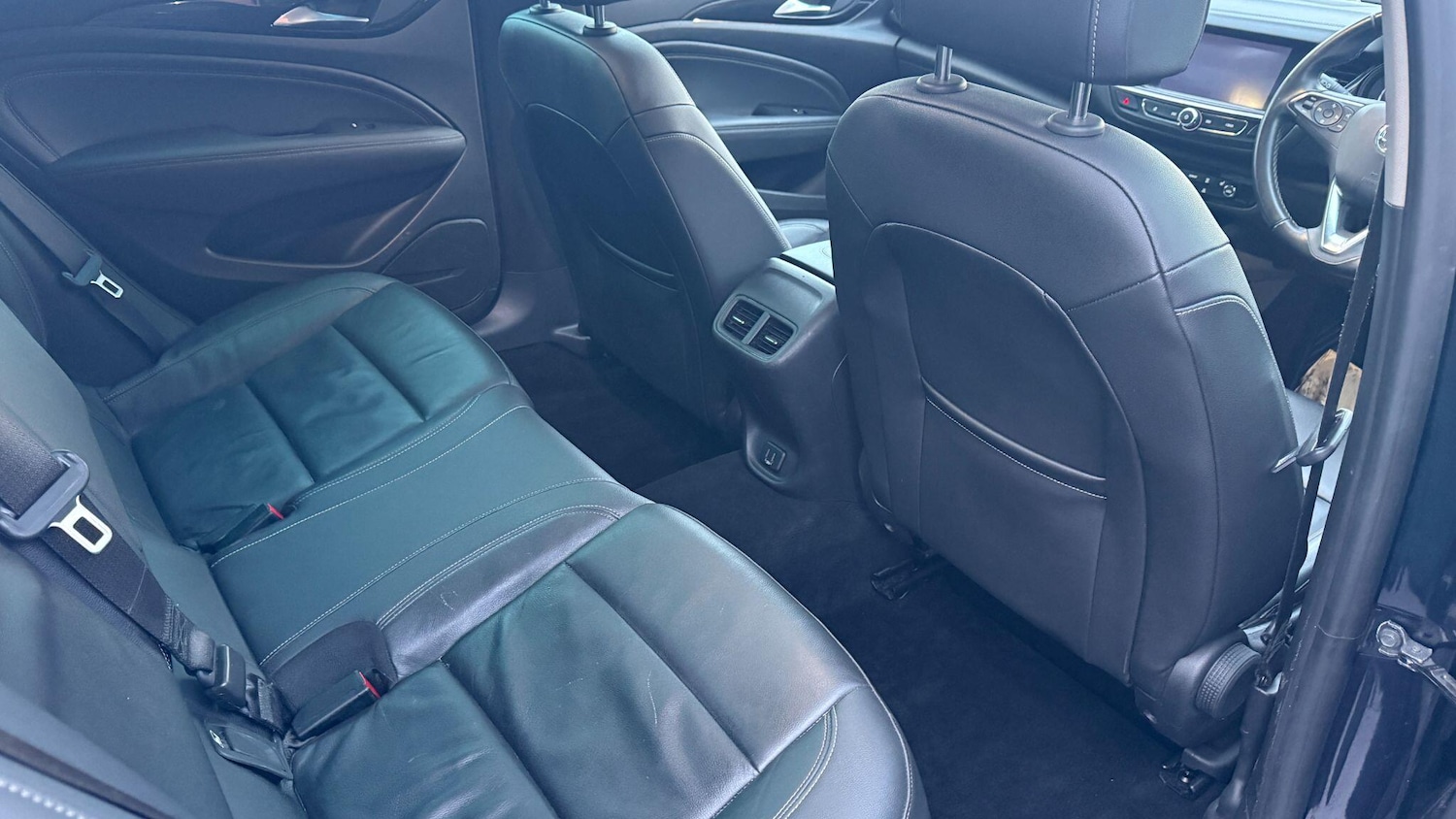 Used Vauxhall Insignia 2017 for sale - 77120750: Photo 12