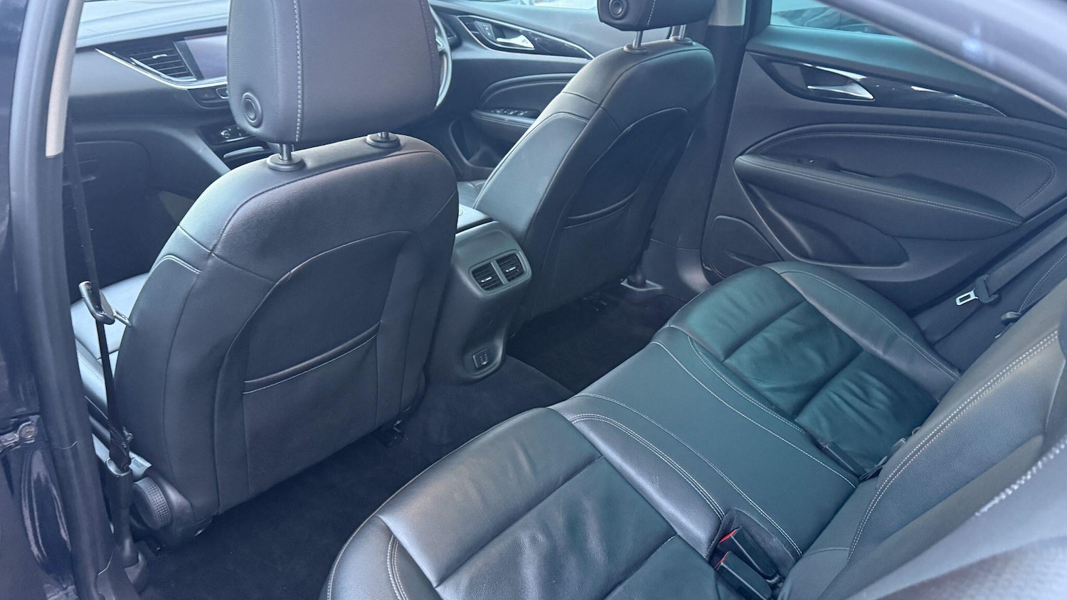 Used Vauxhall Insignia 2017 for sale - 77120750: Photo 16