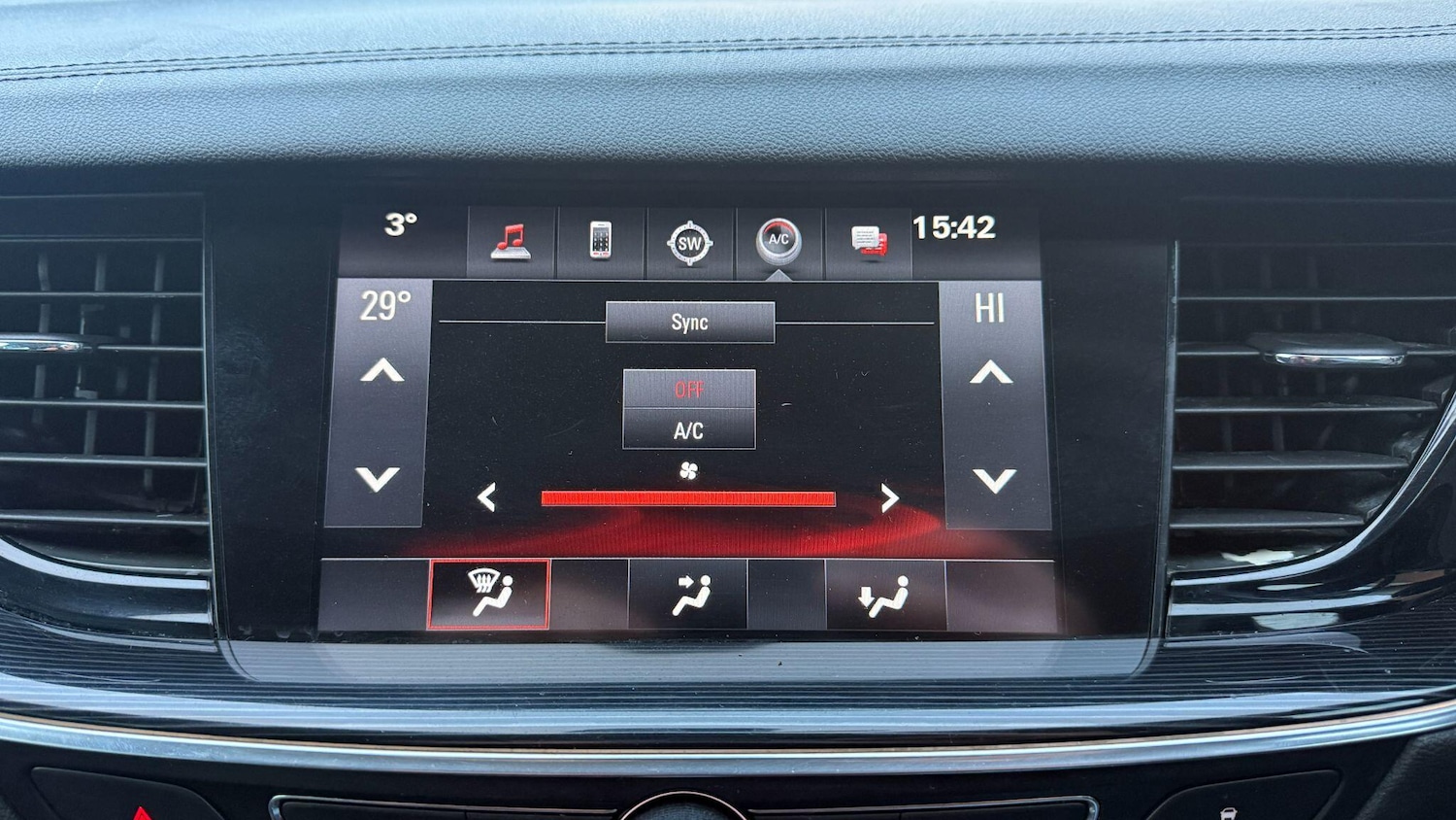 Used Vauxhall Insignia 2017 for sale - 77120750: Photo 27