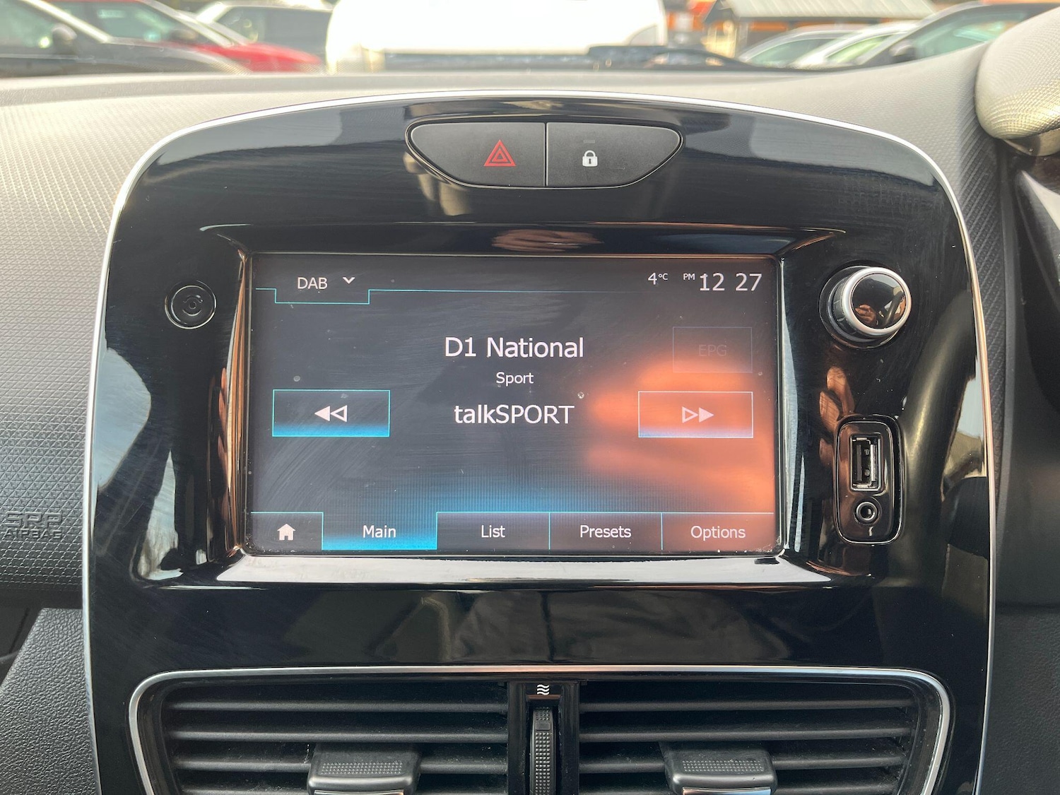 Used Renault Clio 2018 for sale - 77202514: Photo 26