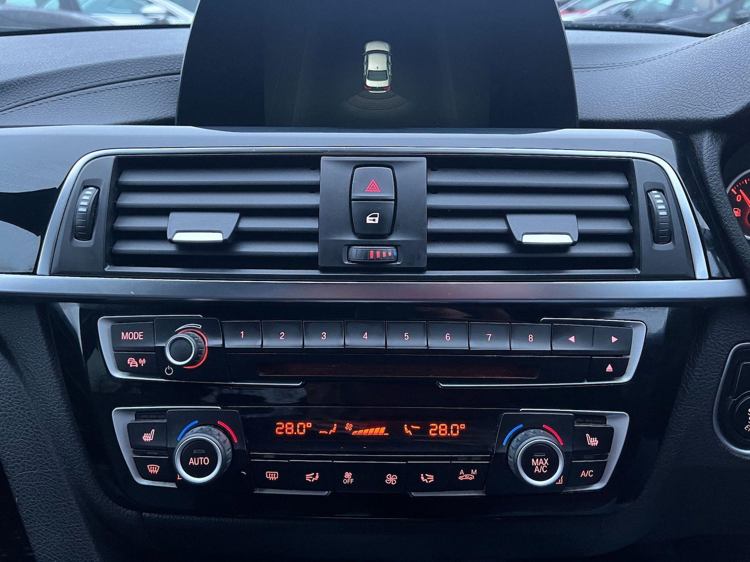 Used BMW 3 Series 2019 for sale - 77290736: Photo 32