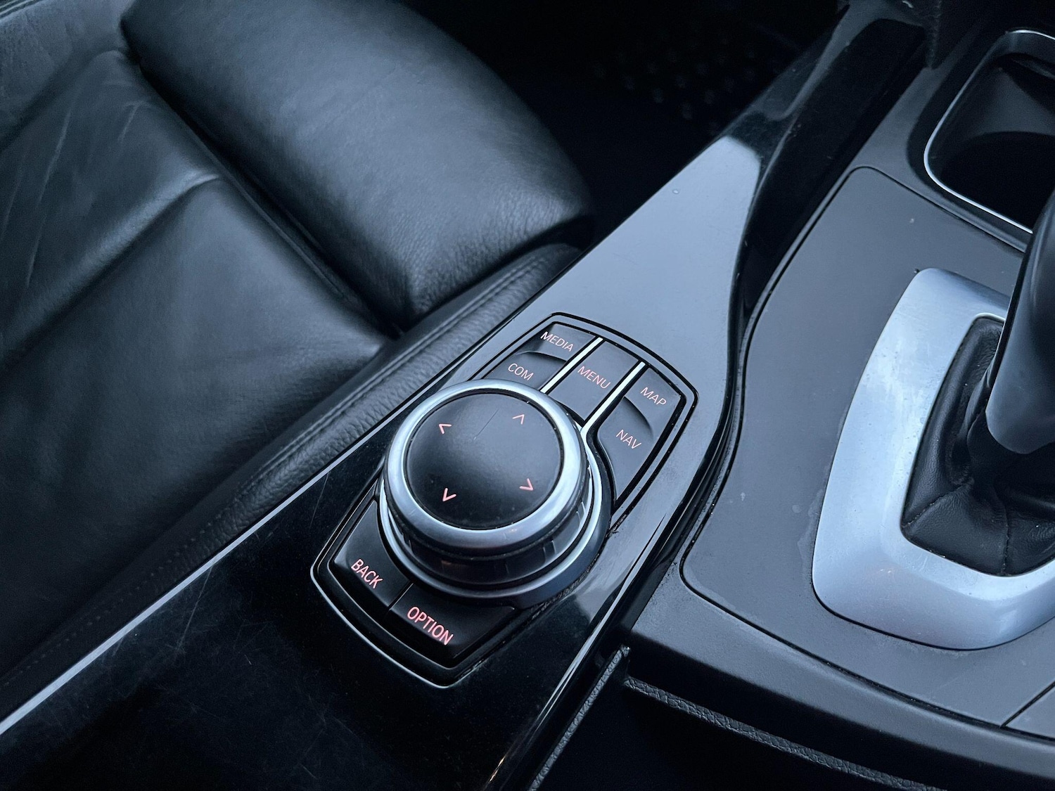 Used BMW 3 Series 2019 for sale - 77290736: Photo 37