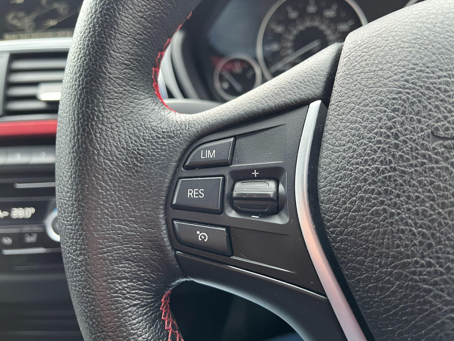 Used BMW 3 Series 2016 for sale - 77156297: Photo 21