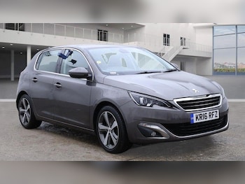 Used Peugeot 308 2016 for sale - 76786496: Photo