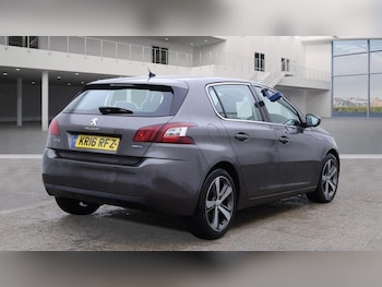 Used Peugeot 308 2016 for sale - 76786496: Photo