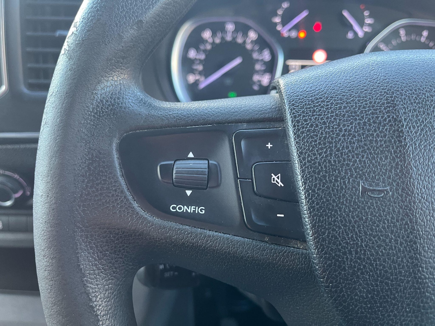 Used Peugeot Expert 2018 for sale - 76728461: Photo 22