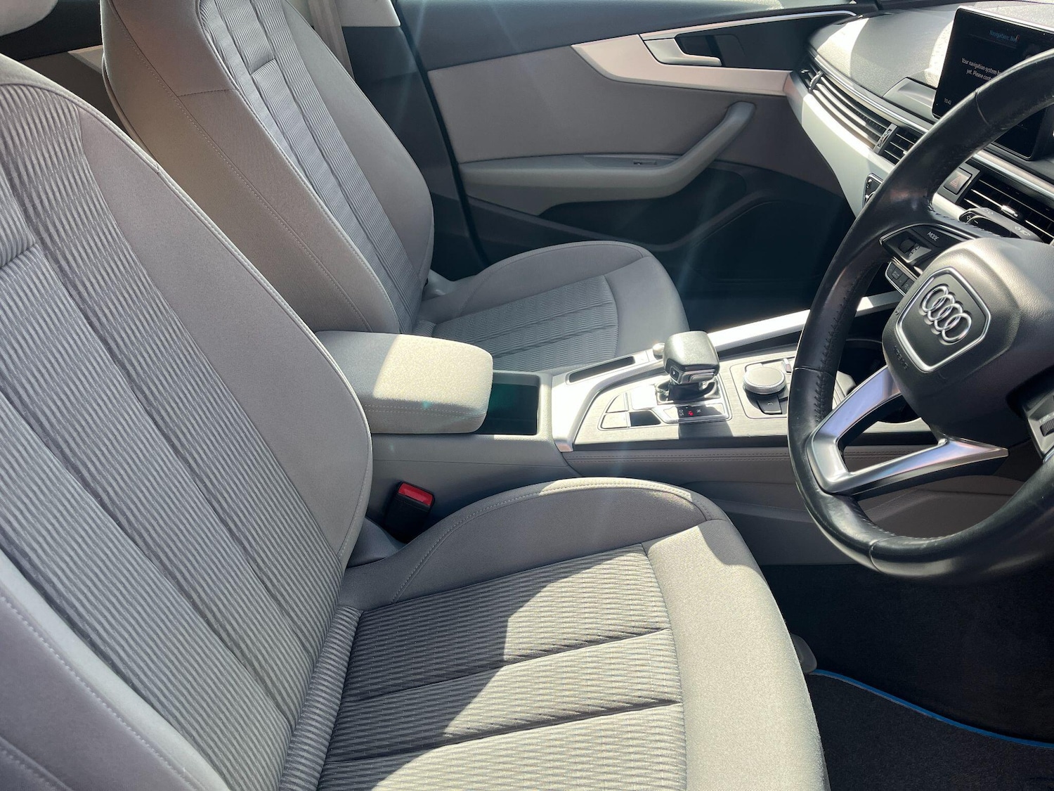 Used Audi A4 Avant for sale - 77824933: Photo 10