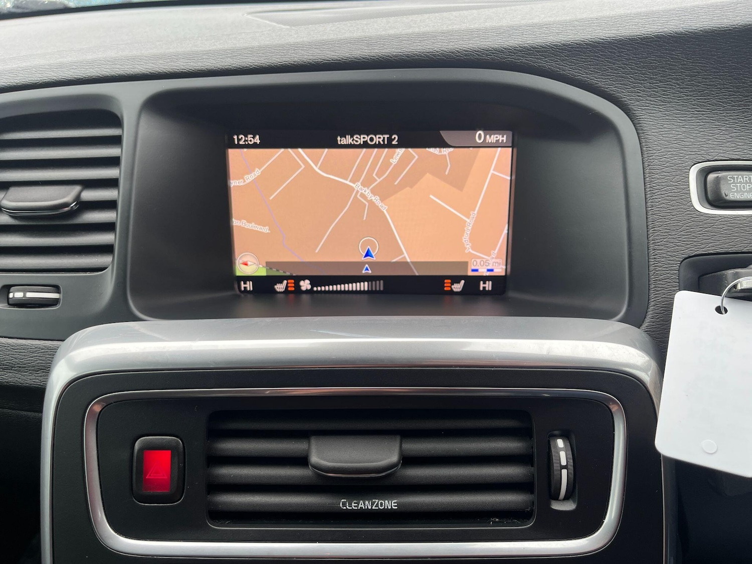 Used Volvo V60 2017 for sale - 77646976: Photo 26