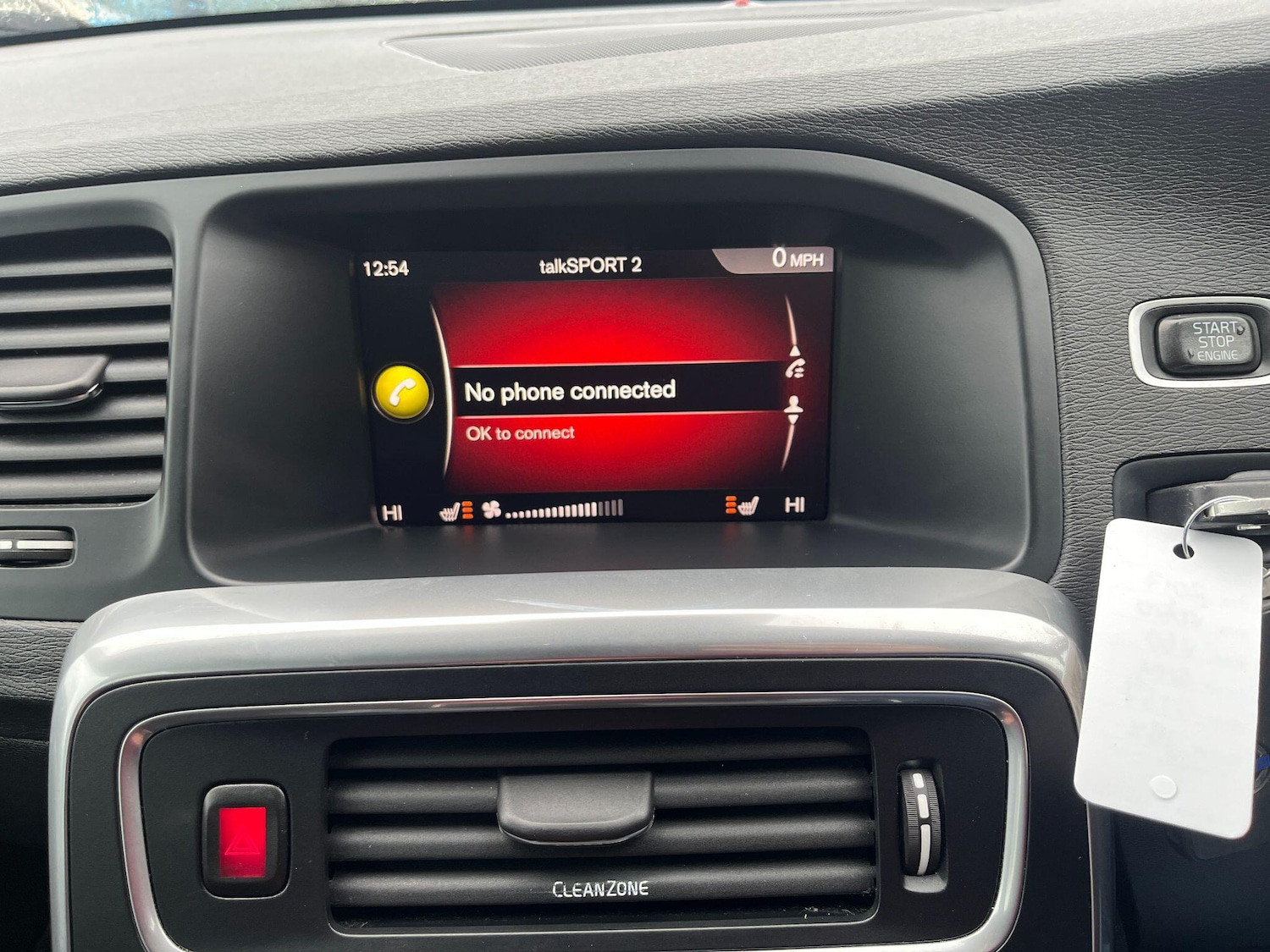 Used Volvo V60 2017 for sale - 77646976: Photo 27