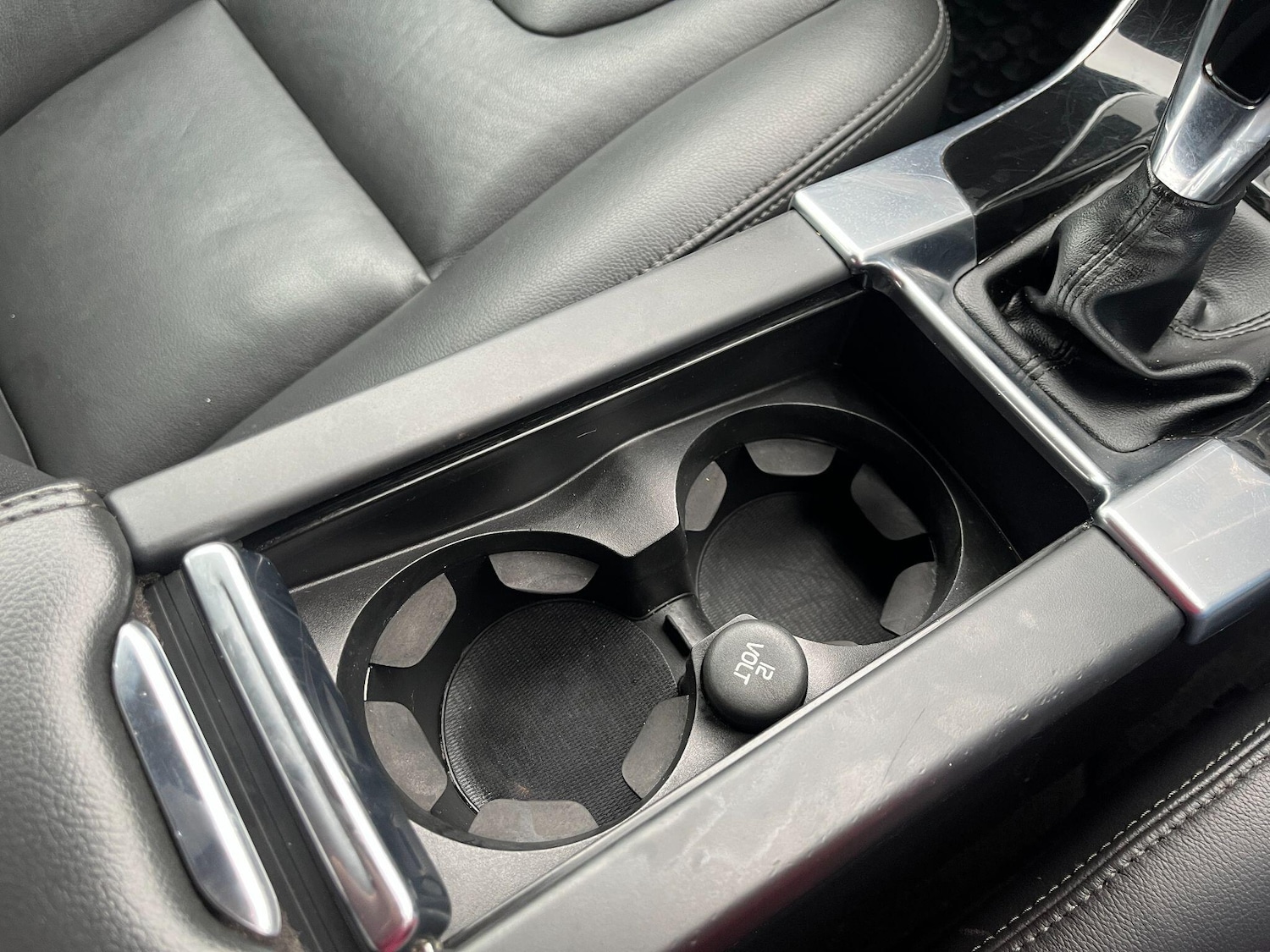 Used Volvo V60 2017 for sale - 77646976: Photo 33