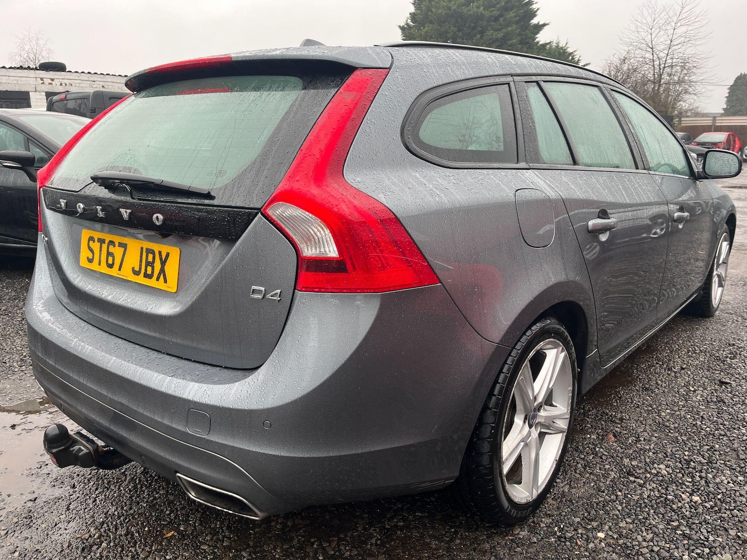 Used Volvo V60 2017 for sale - 77646976: Photo 8