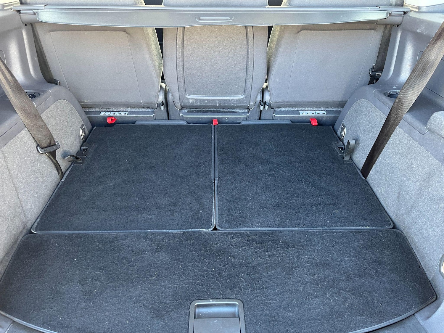 Used Volkswagen Touran 2013 for sale - 76991029: Photo 10