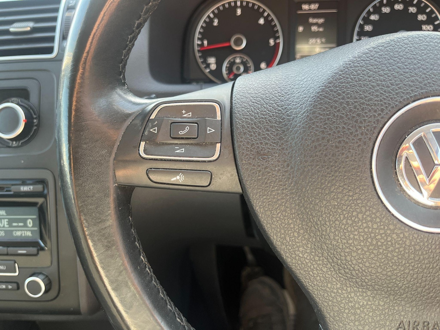 Used Volkswagen Touran 2013 for sale - 76991029: Photo 26