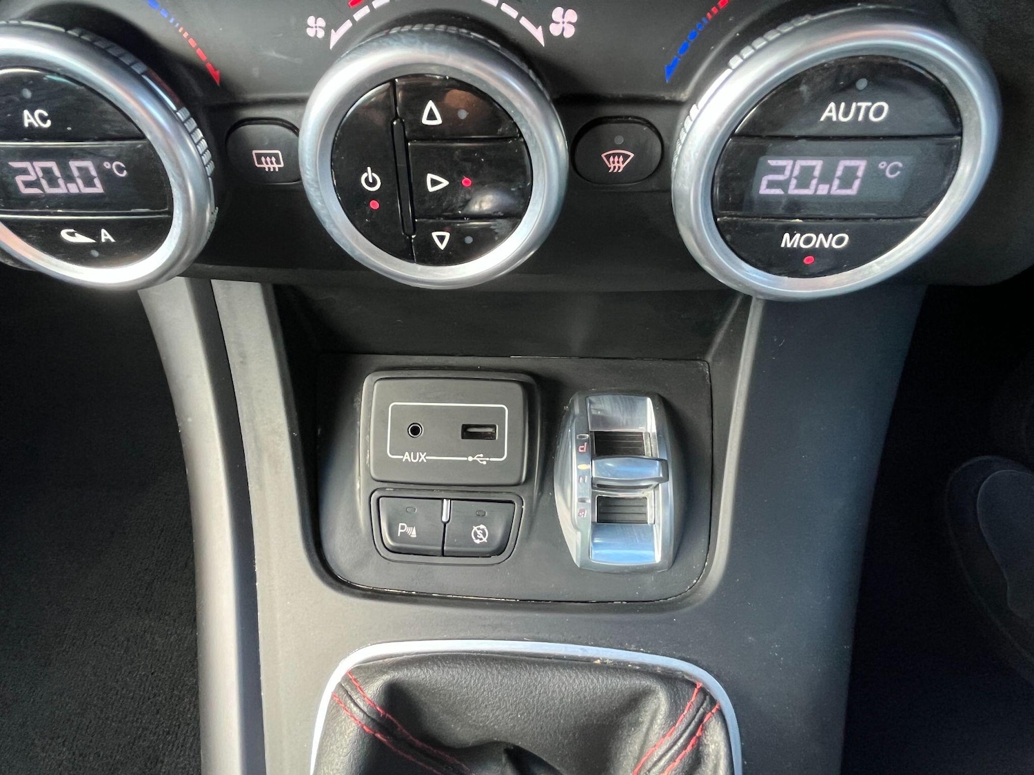Vehicle 29