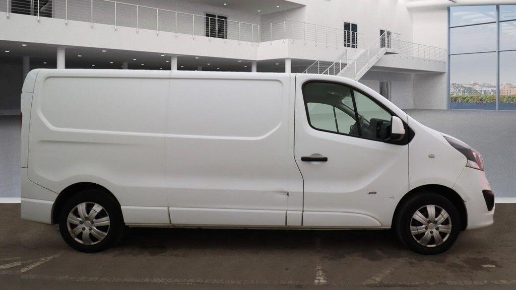 Used Vauxhall Vivaro 2018 for sale - 76423102: Photo 3