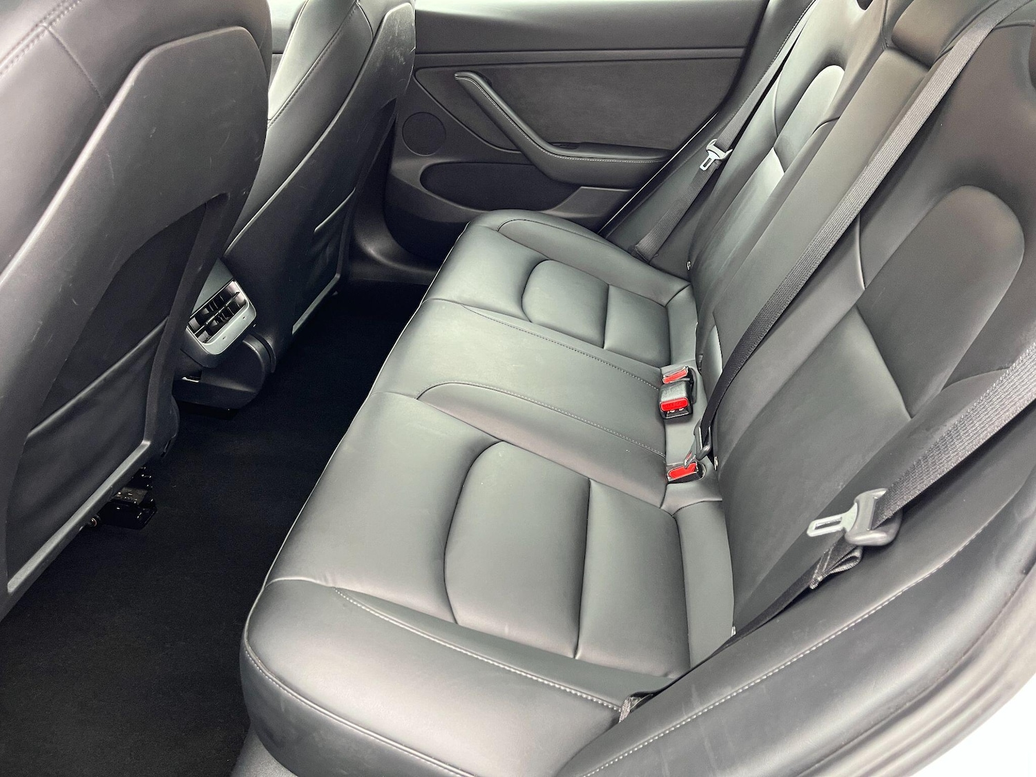 Used Tesla Model 3 2021 for sale - 76409109: Photo 13