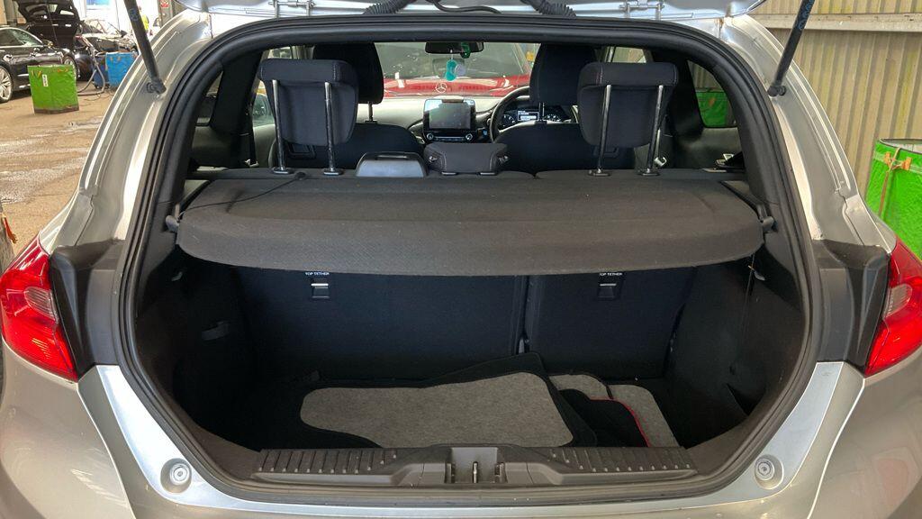 Used Ford Fiesta 2018 for sale - 78185076: Photo 9