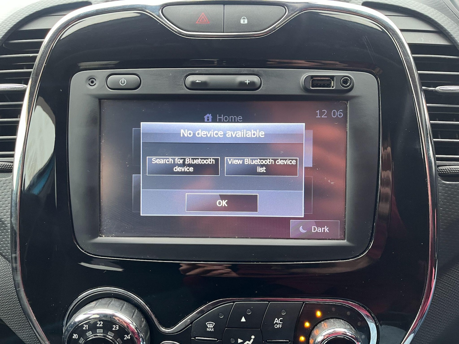 Used Renault Captur 2015 for sale - 77279236: Photo 23