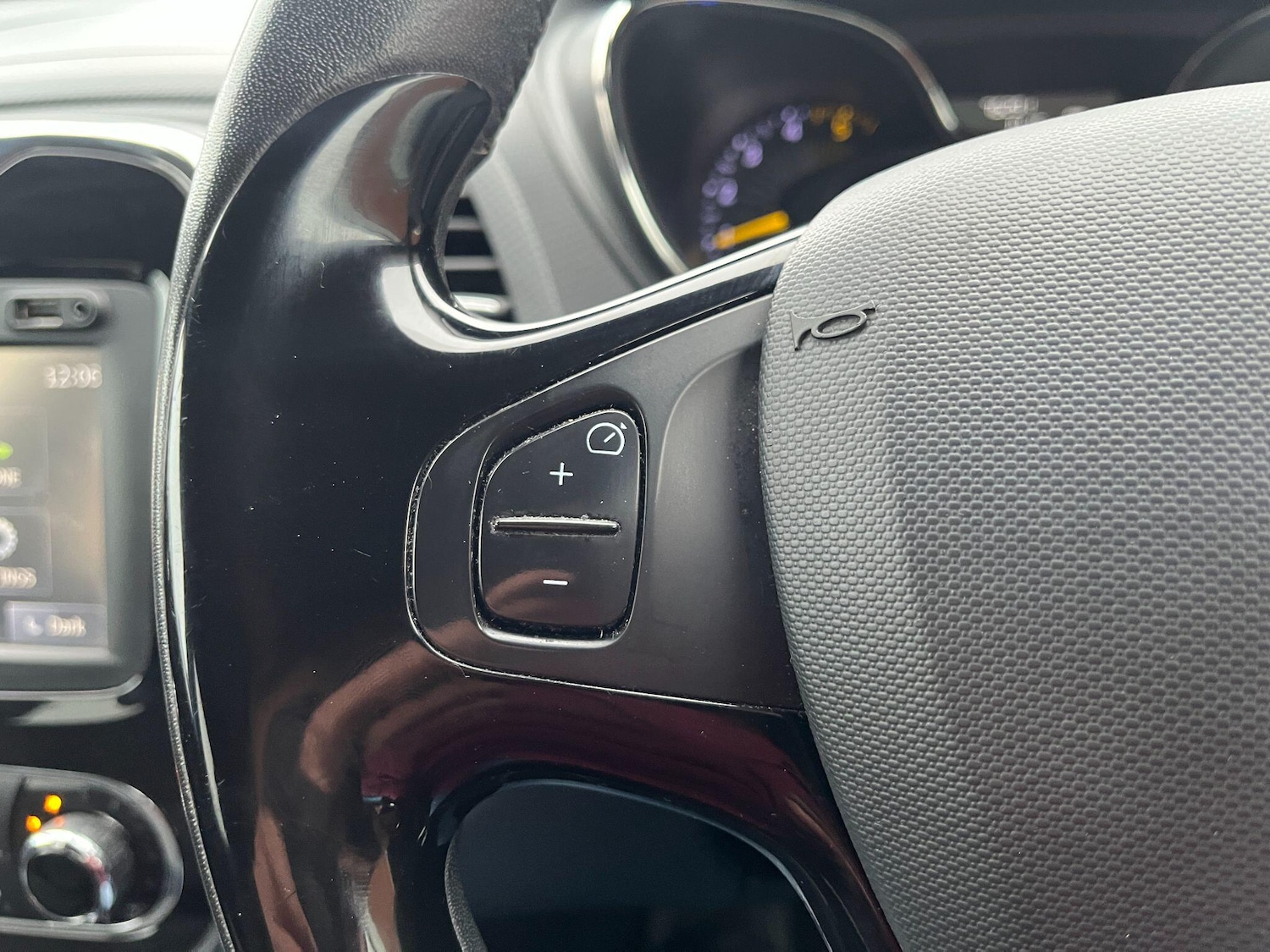 Used Renault Captur 2015 for sale - 77279236: Photo 27