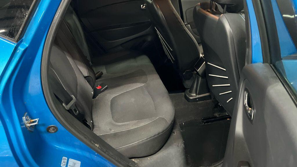 Used Renault Captur 2015 for sale - 77279236: Photo 8