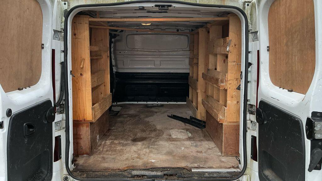Used Vauxhall Vivaro 2018 for sale - 76992504: Photo 5