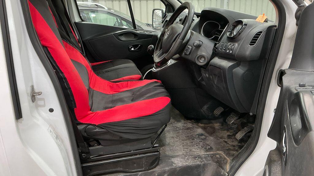 Used Vauxhall Vivaro 2018 for sale - 76992504: Photo 7