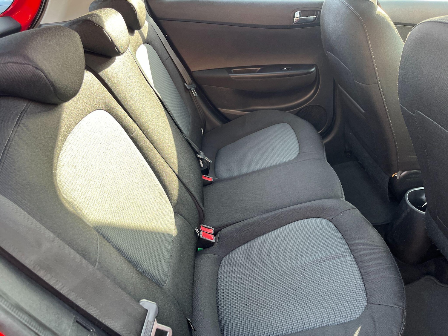 Used Hyundai i20 2014 for sale - 76996349: Photo 10