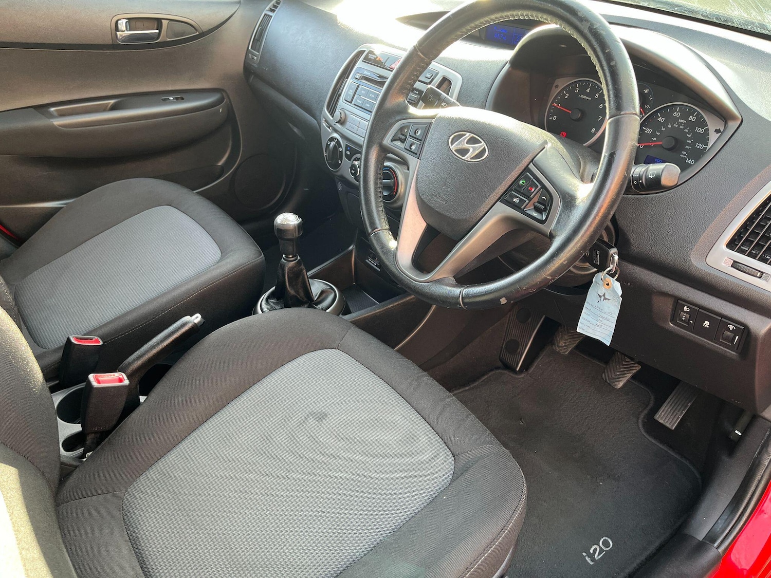 Used Hyundai i20 2014 for sale - 76996349: Photo 7