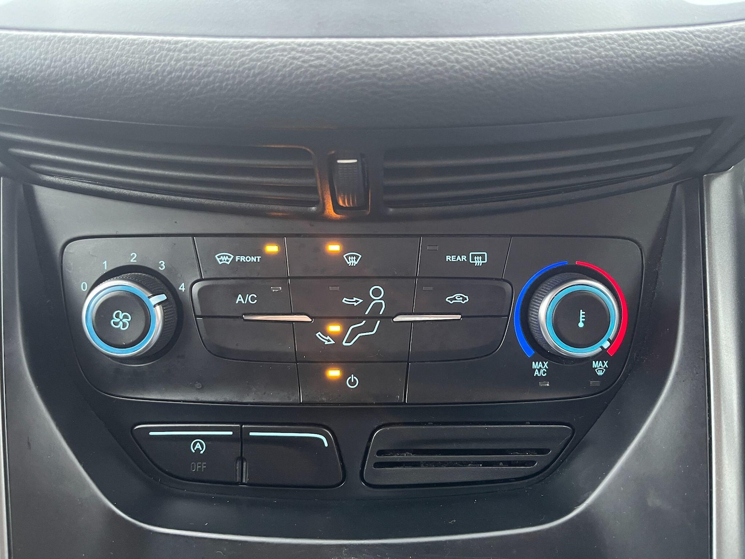 Used Ford Kuga 2018 for sale - 76781430: Photo 29