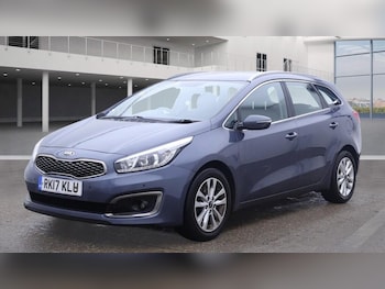 Used Kia Ceed 2017 for sale - 76964793: Photo