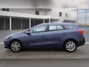 Used Kia Ceed 2017 for sale - 76964793: Photo