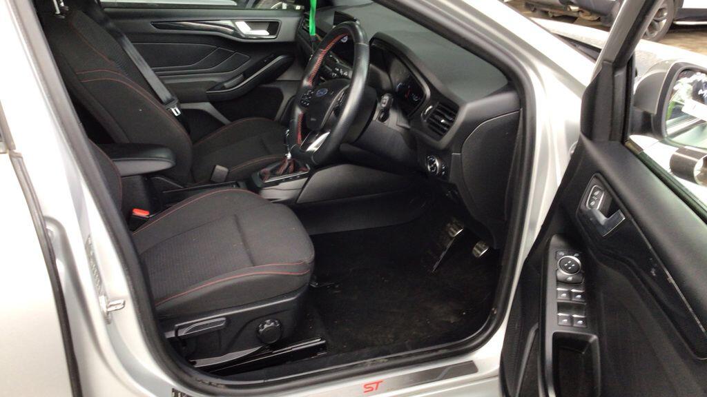 Used Ford Focus 2020 for sale - 78170626: Photo 11