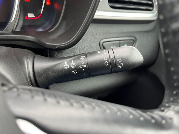 Used Renault Kadjar 2018 for sale - 76109288: Photo 30