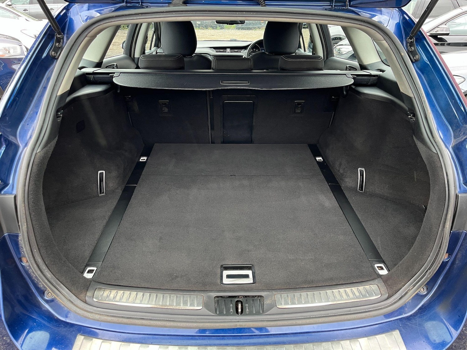 Used Toyota Avensis 2016 for sale - 75915871: Photo 11