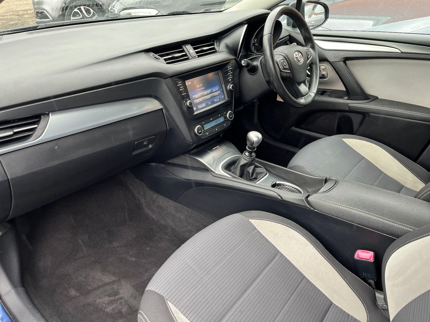 Used Toyota Avensis 2016 for sale - 75915871: Photo 15